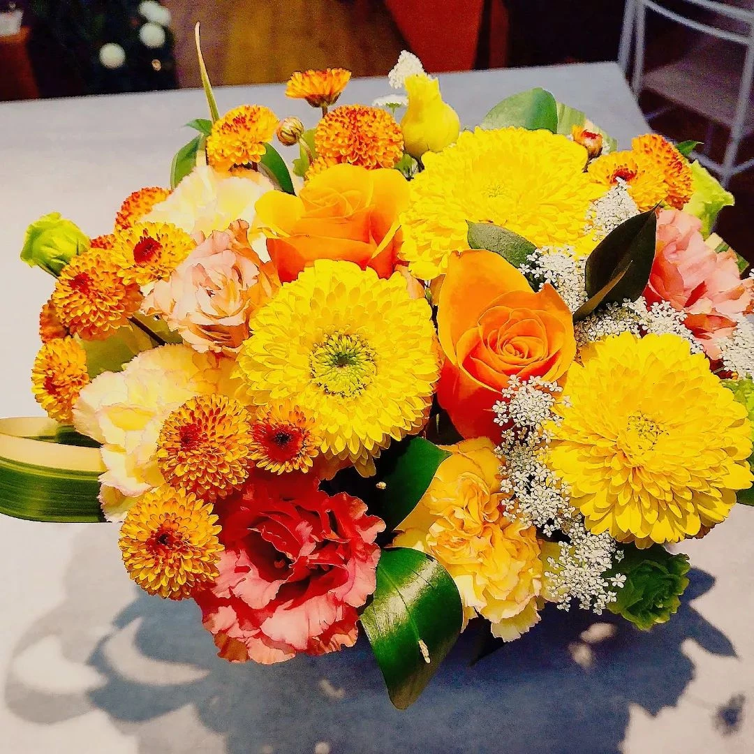 お誕生日祝いフラワーアレンジメント