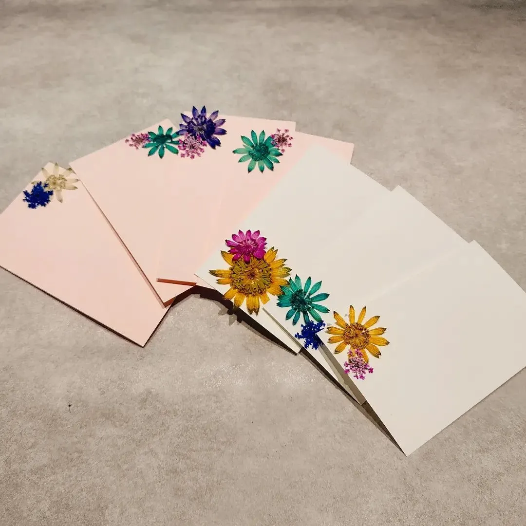 押し花カード🌼