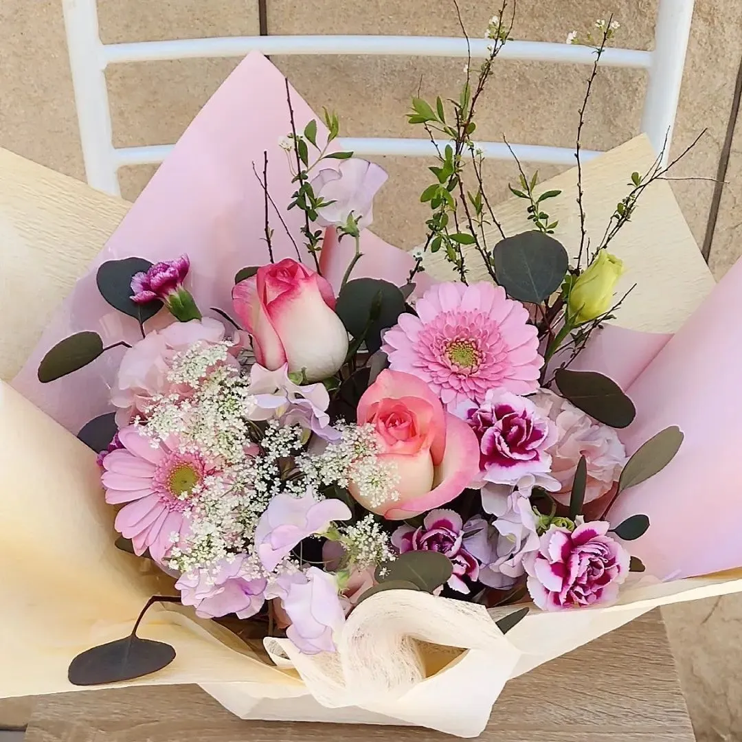 ご結婚お祝いのアレンジメント💐