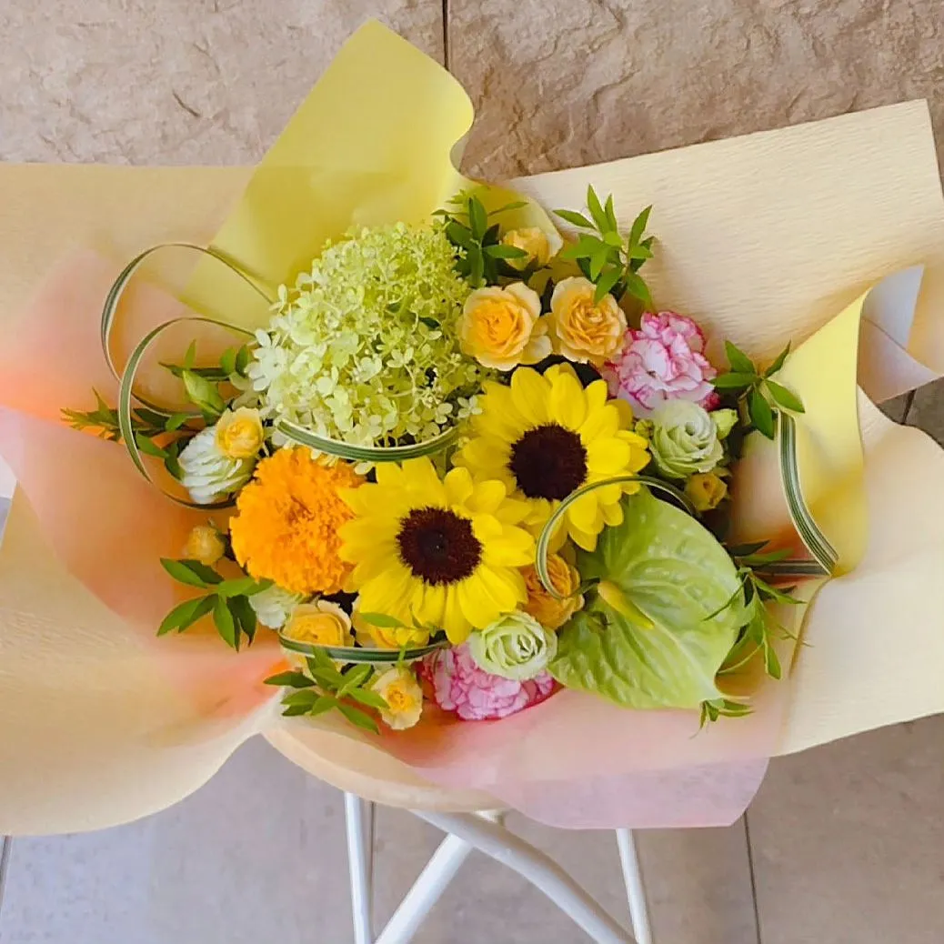 お誕生日のお祝いにご注文頂きました。