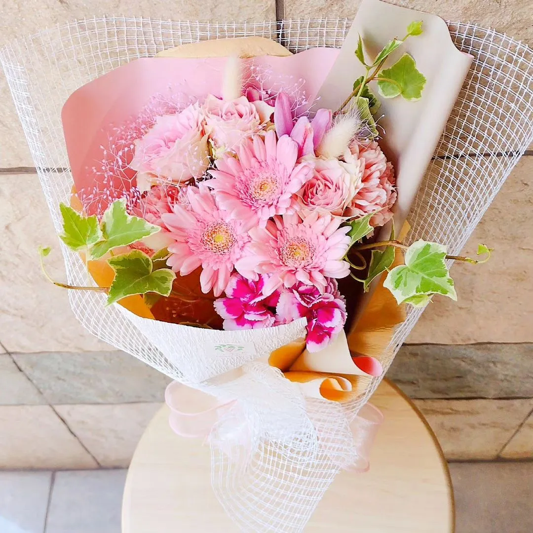 ステージの出演お祝いにご注文頂きました。