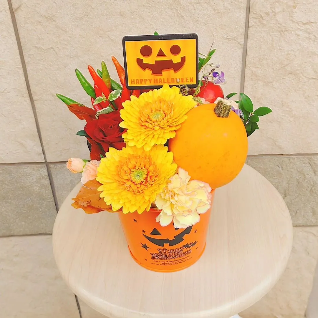 お子様も嬉しい！お部屋に、かわいいハロウィンアレンジメント！