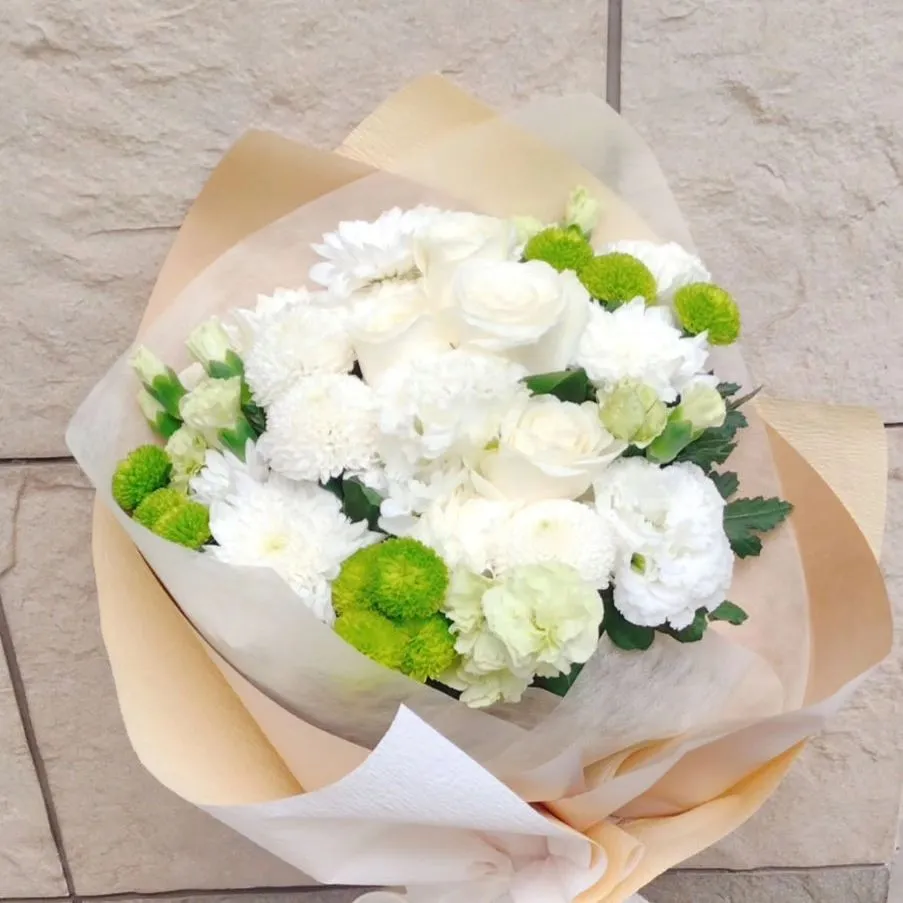 お悔やみ用にご注文頂きました。