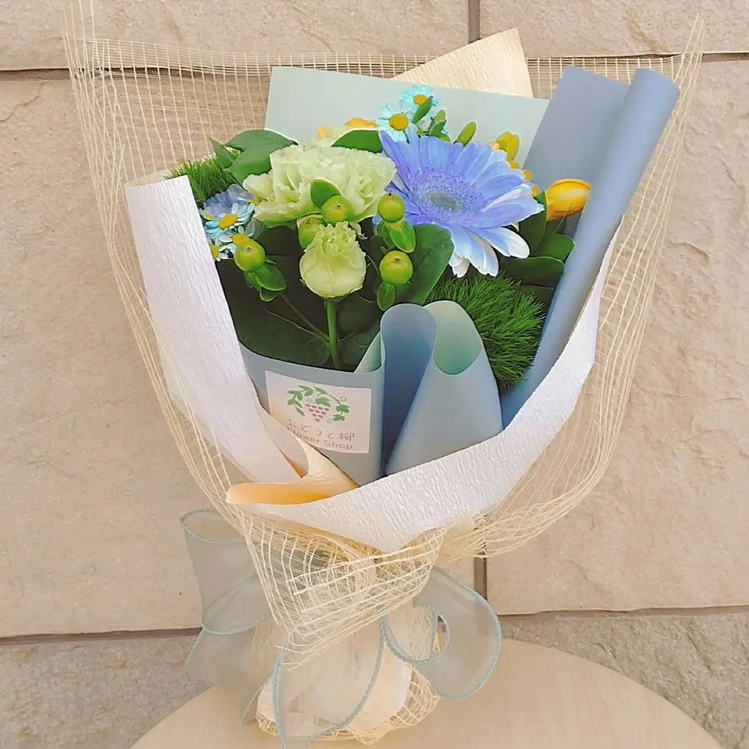 アーティストさんのライブのお祝いに、ご注文頂きました。