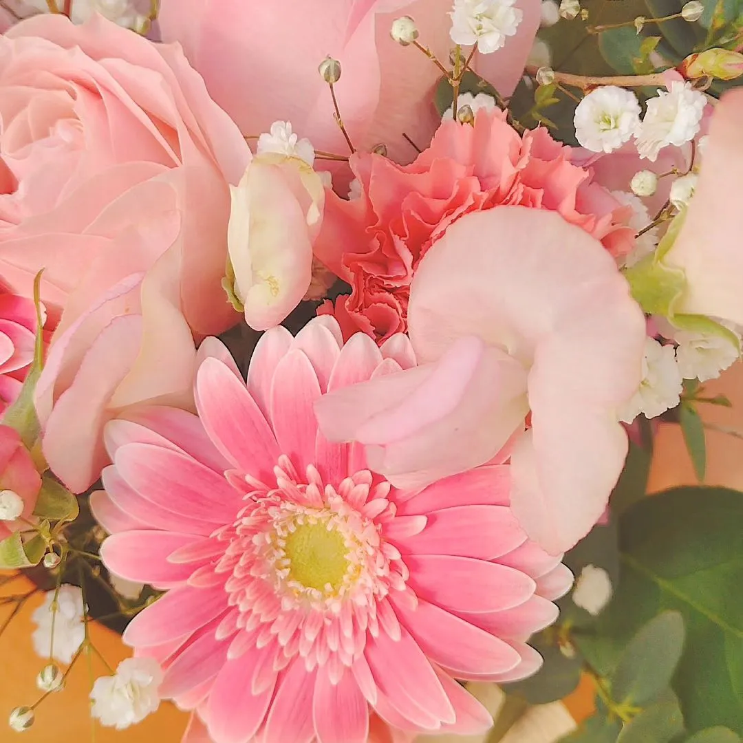 お誕生日のお祝いにご注文頂きました。