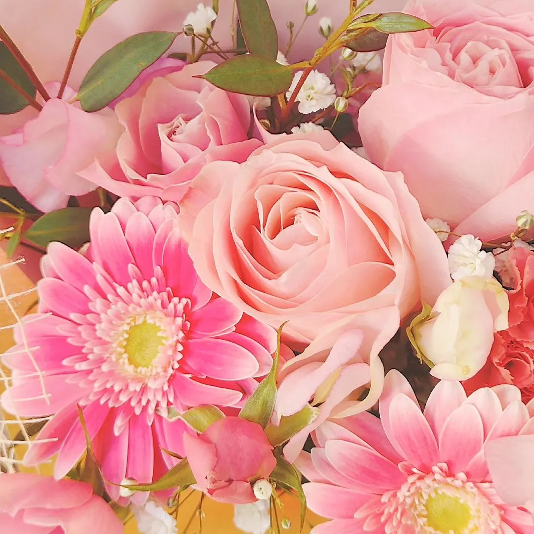 お誕生日のお祝いにご注文頂きました。